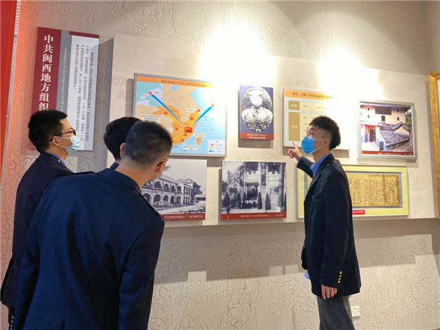 龍巖高鐵通信車間開展學黨史 強信念主題團日活動3.jpg